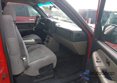 2001 Chevrolet Suburban 1500 Ls from USA, damaged, VIN 3GNEC16T11G218411